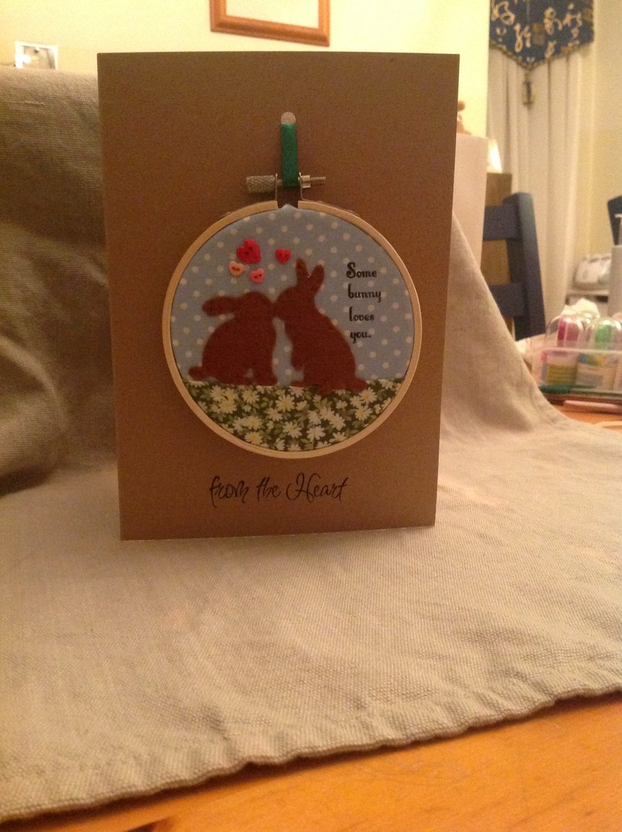 A5 card in kraft card with a detachable embroidery hoop applique picture