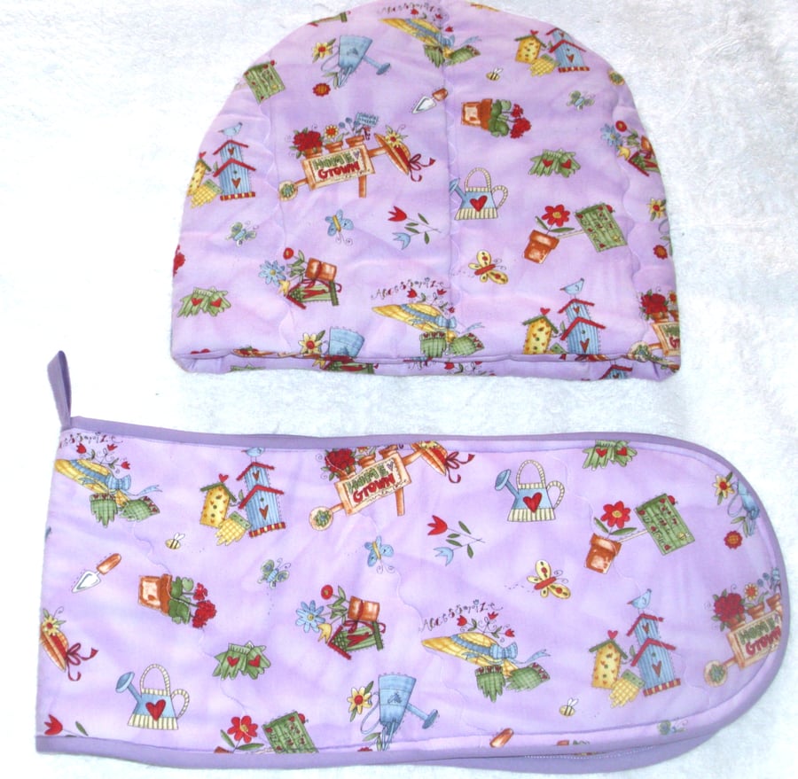 In the Garden tea cosy and oven glove set