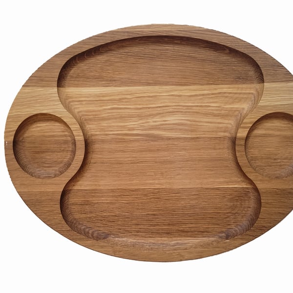 2-in-1 Oak Cutting Board & Snack Tray