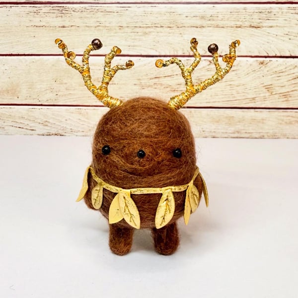 Mole Earth Spirit Apprentice in Gold