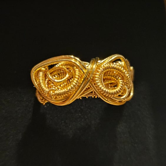 Twisted 18ct Gold Plated Wire Wrapped Ring (Sz P)