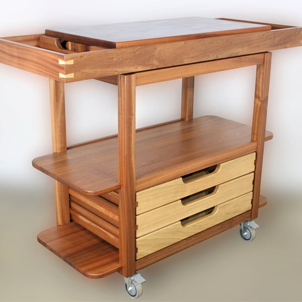 Hardwood Butchers Block Trolley with separate chopping board