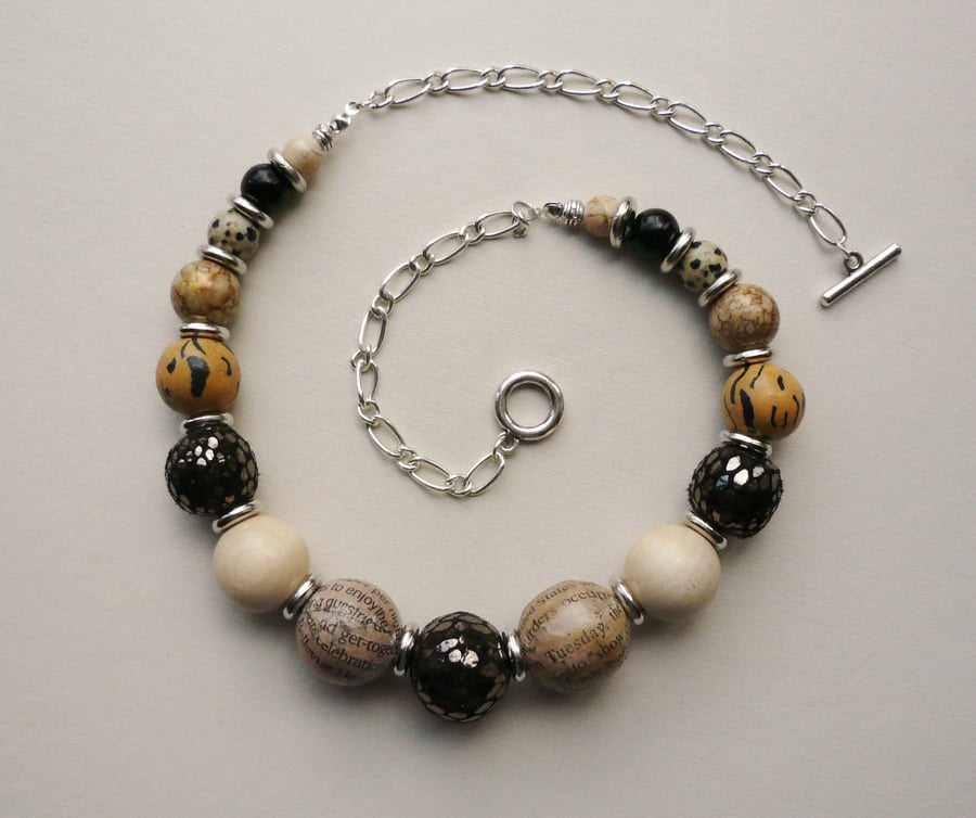 Black and Tan Chunky Necklace   KCJ609