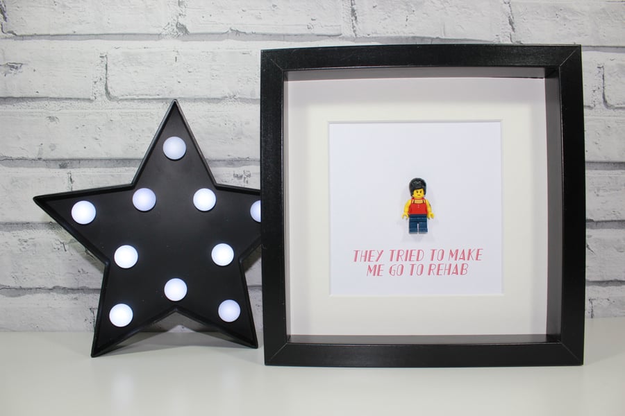 AMY WINEHOUSE - Framed custom Lego minifigure - Musician - Awesome - Unique Art