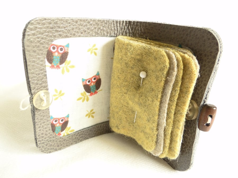 Needle Case in Grey Leather with Owl Fabric Interior