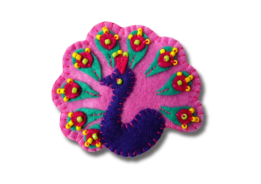 Peacock design handmade felt brooch - color - Dark Lilac