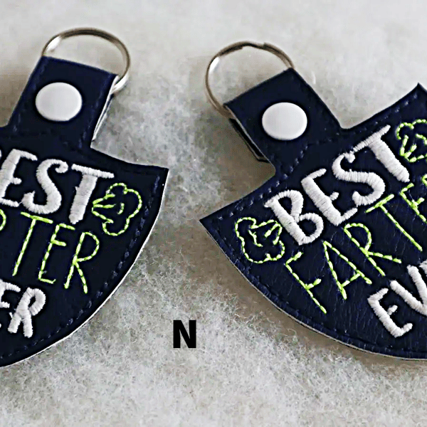 Best Farter Ever keyrings Embroidered Vinyl