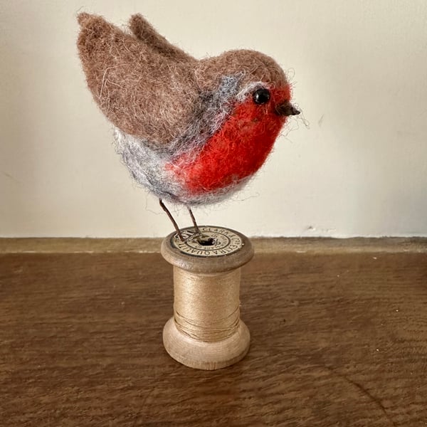 Robin on a Bobbin 