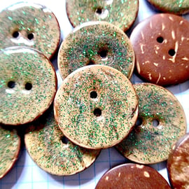 10 x  Green Coconut Shell, Enamelled, Glitter Buttons