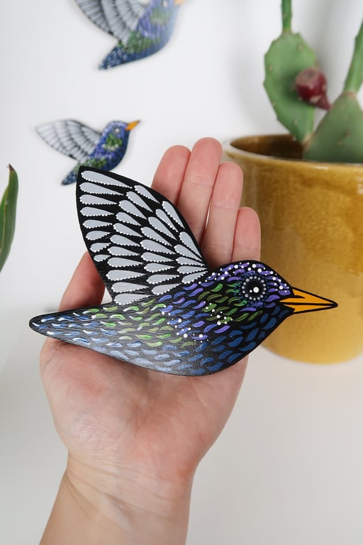 Starling wall decor, garden bird wall hanging, gift for bird lovers.