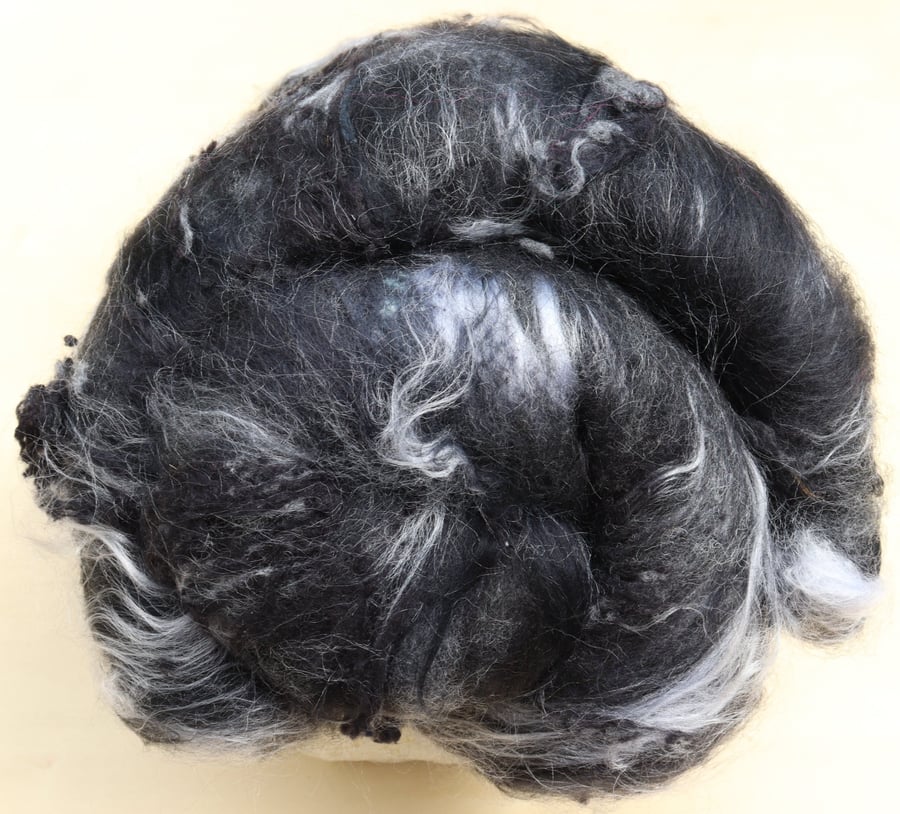 100g Black & White Art Batt for Spinning
