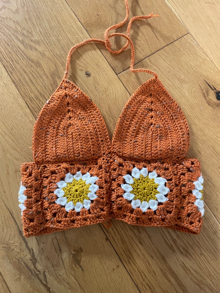 Crochet daisy top small medium 