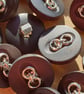 9 16" 15mm 24L Designer Buttons Polyester Pearl Ivory - Image 5