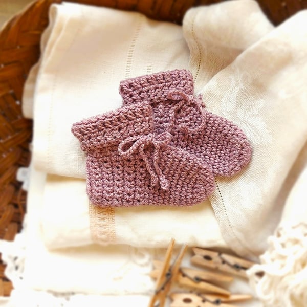 Organic Baby Booties, pure wool, natural lavender 