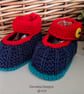 Hand Knitted Gender Neutral Baby Shoes Newborn - Image 1