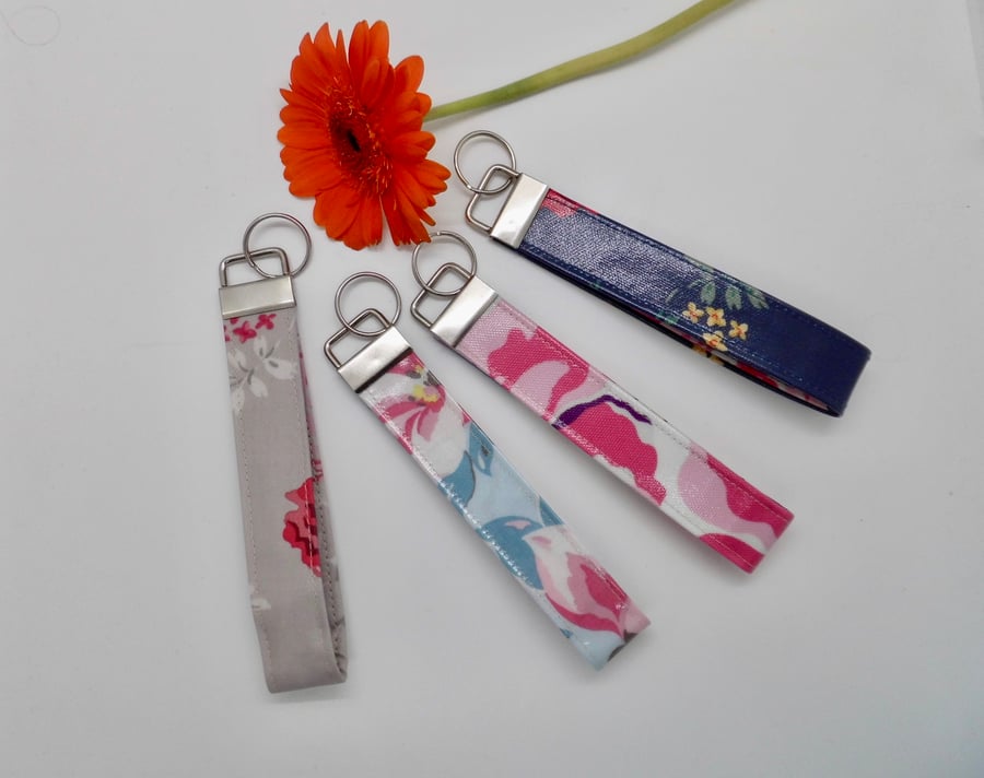 4 pack wristlet key rings strap Cath Kidston oilcloth floral 
