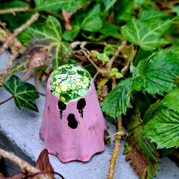 Spooky Cute Mini Ghost Figurines Eco-Resin Glitter Brain Detail Handmade Gothic 