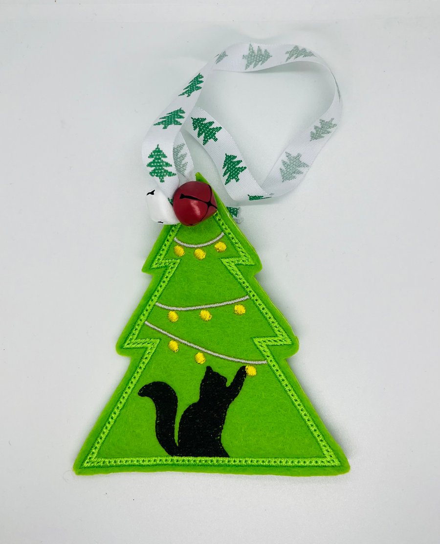 Embroidered Hanging Tree with cat