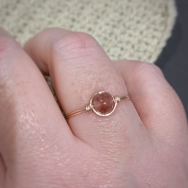 Strawberry quartz gemstone ring in rose gold coloured wire
