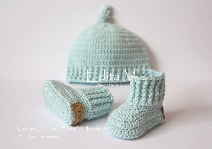 Unisex baby set, newborn, merino wool, free shipping, shoes, knot hat