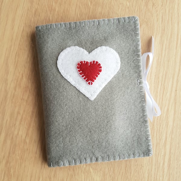 Soft Felt Sewing needle case