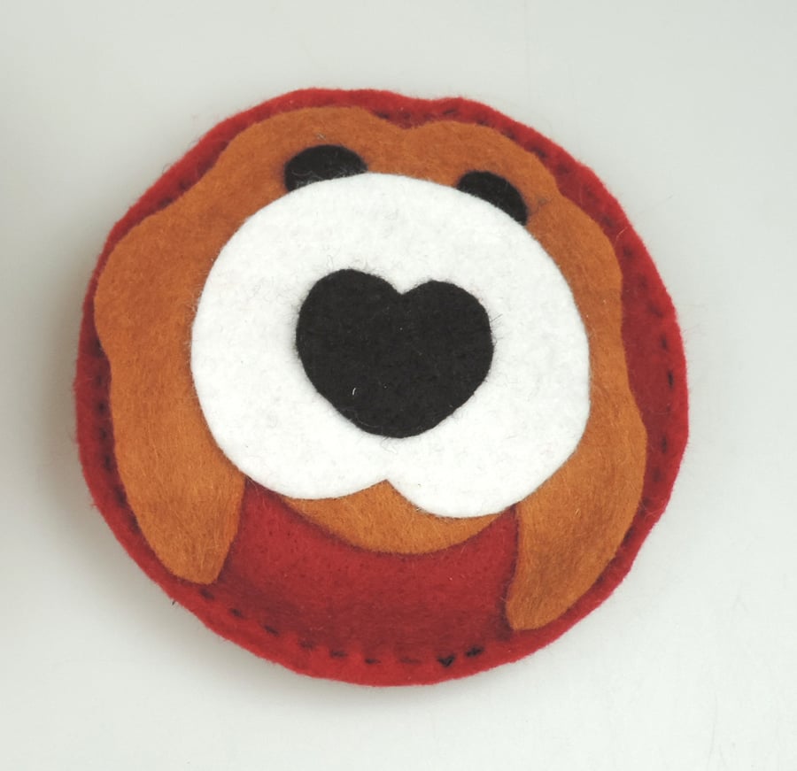 Beagle Dog Thin Felt Pin Cushion, Dog Lovers Gift, Sewing Gift