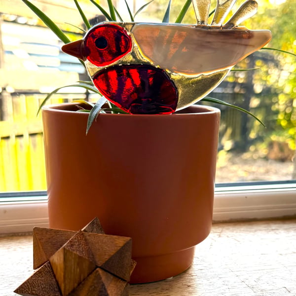 Red Robin fused glass plant stake