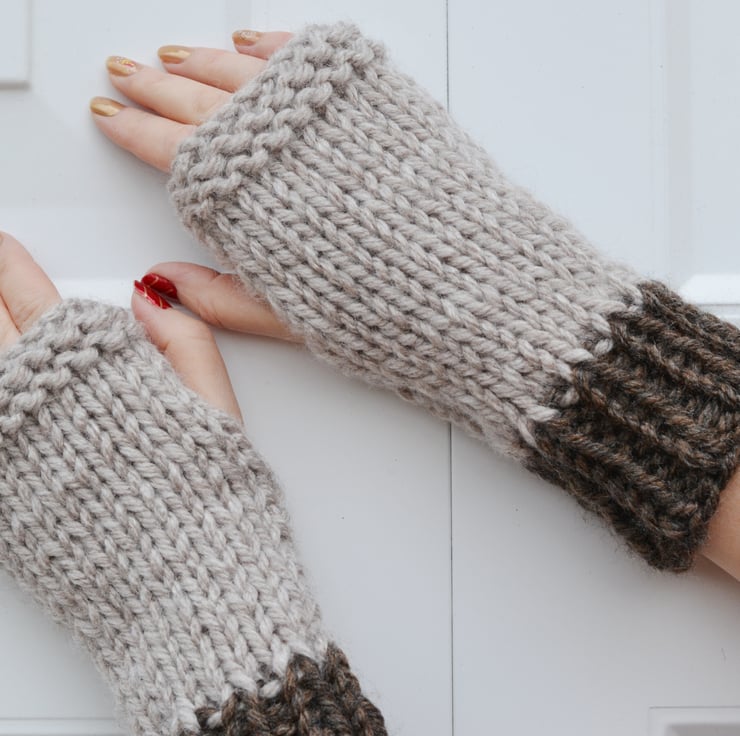 Knits for living and wearing