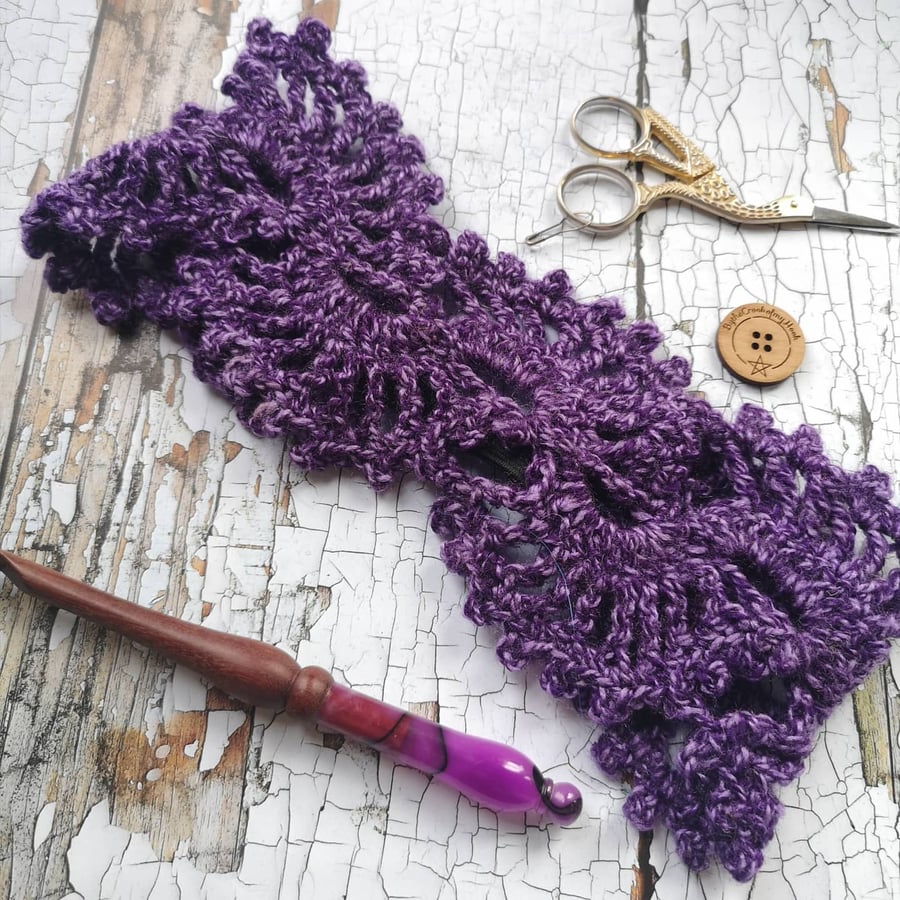 Purple Lace Head Band. 