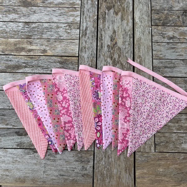 Floral summer bunting, 12 flags. Bunting for a baby’s nursery or a girl’s room.
