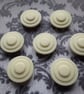 22.4mm 36L Vintage Casein buttons Cream and Black - Image 6