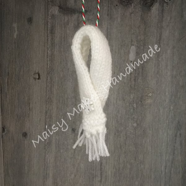 Winter Woolly Scarf - Handmade Wool Decoration in White