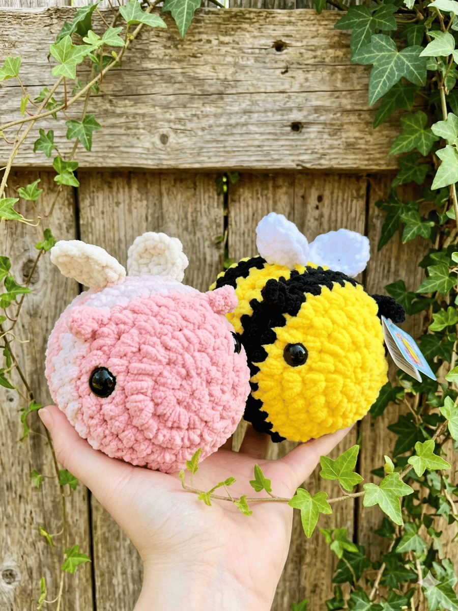 Crochet Amigurumi Bees 