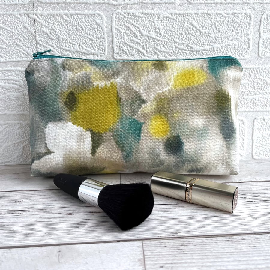 Make up Bag, Cosmetic Bag with Abstract Pattern