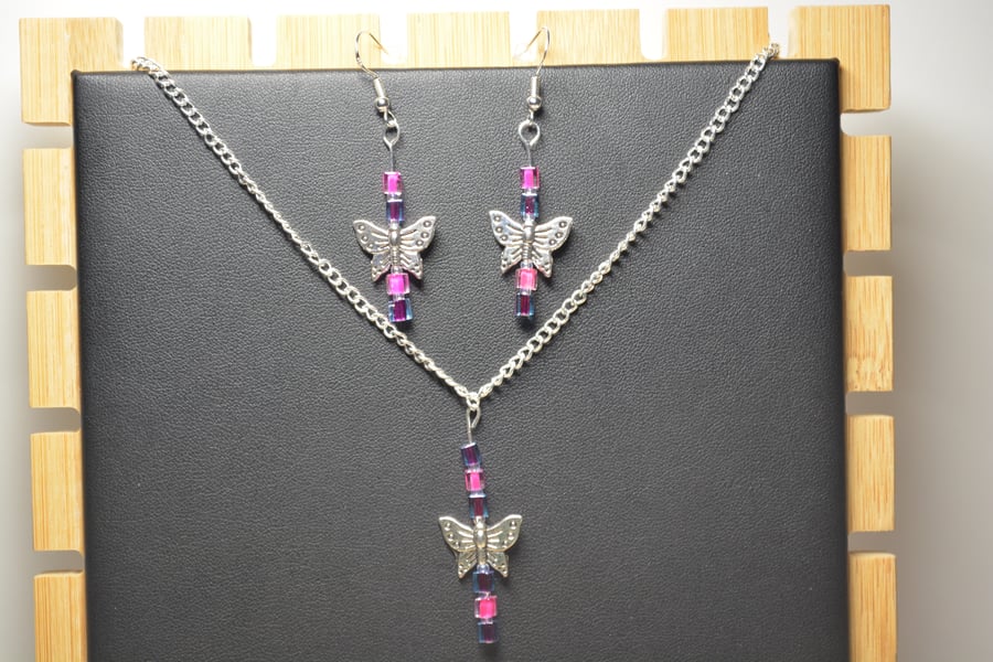 Butterfly necklace and earring set