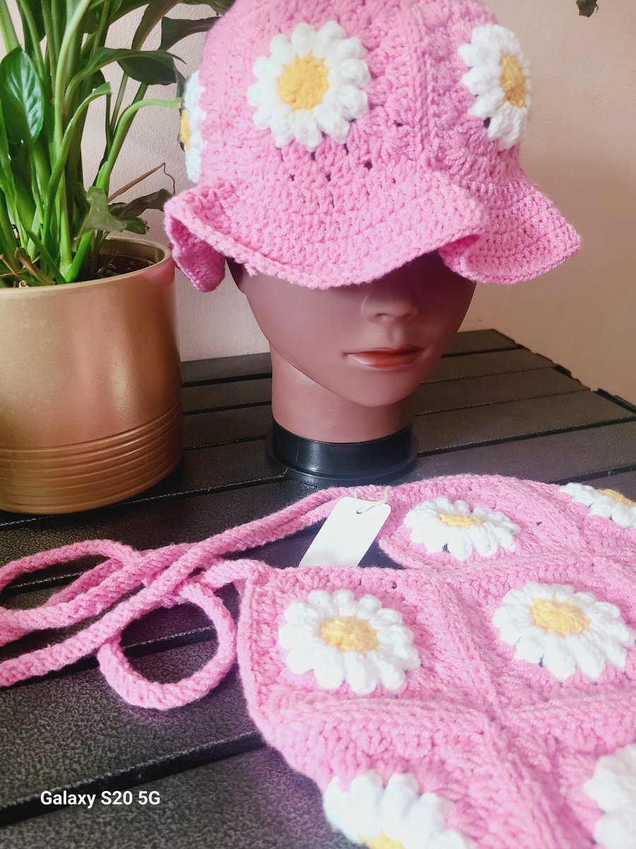 Crochet handmade hat and bag