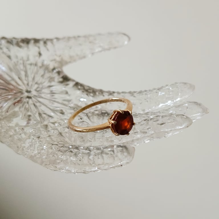 Natural Red Garnet Solitaire Gold Ring:  Size P - Q , 56.5
