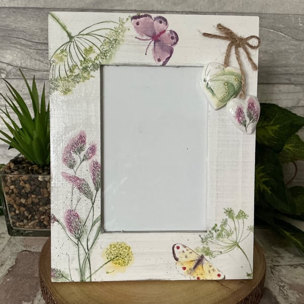 Driftwood Rustic Photo Frame. Wild flowers.