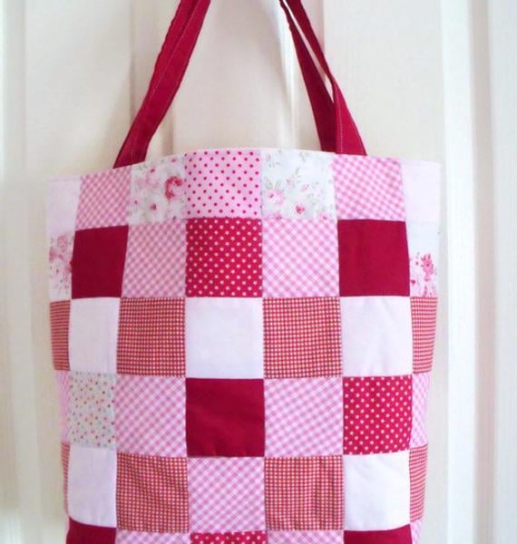 pink patchwork checked quilted shoulder bag