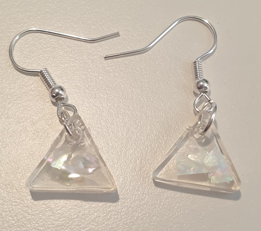 Triangle mother of pearl resin earrings