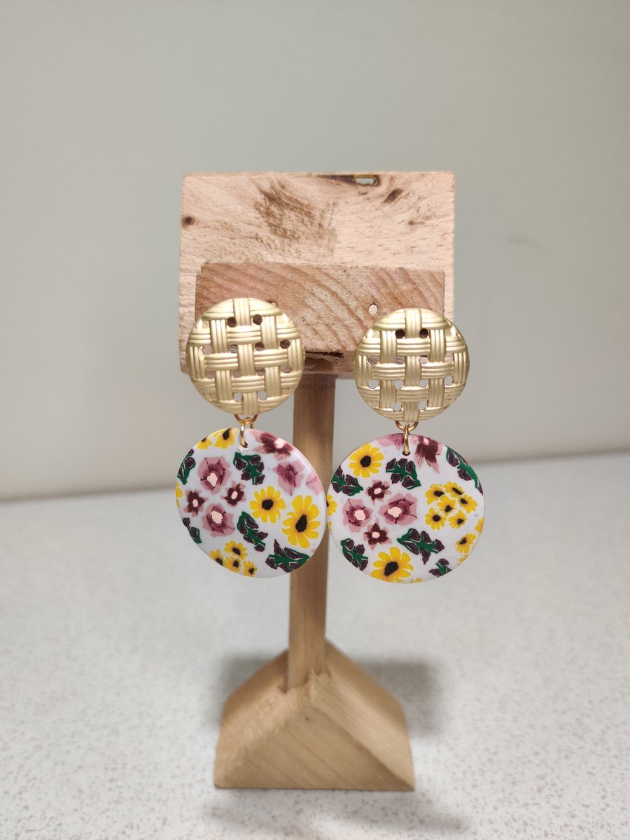 Sunflower floral circle dangle earrings 