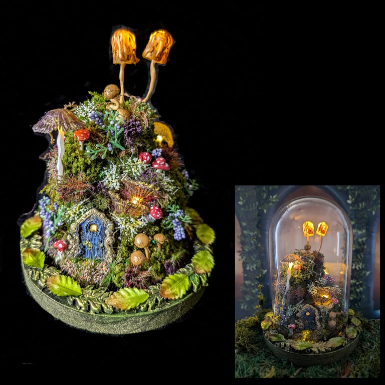 Whispering Hill and the Magical Toadstools Light up glass Dome 