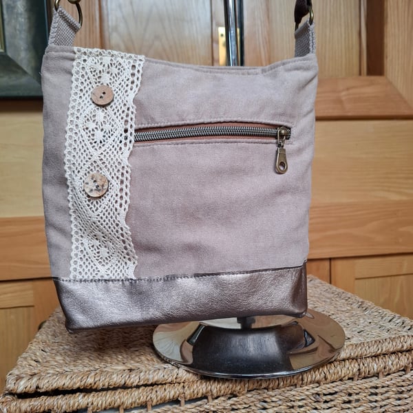 Coffee and lace bag