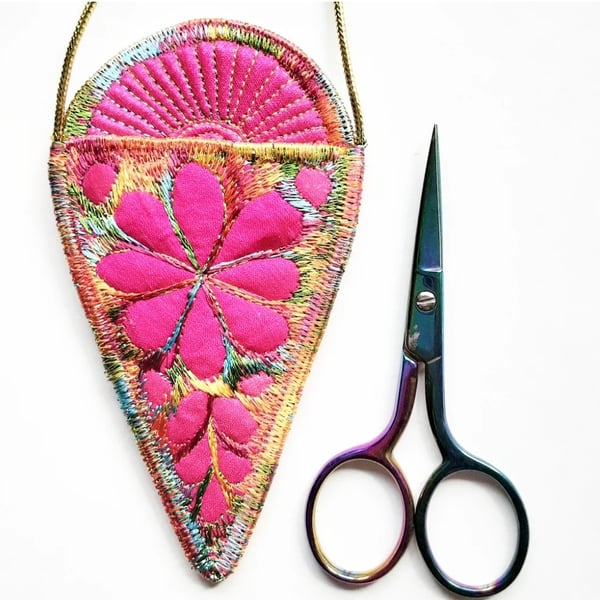 Scissor Holder Necklace 