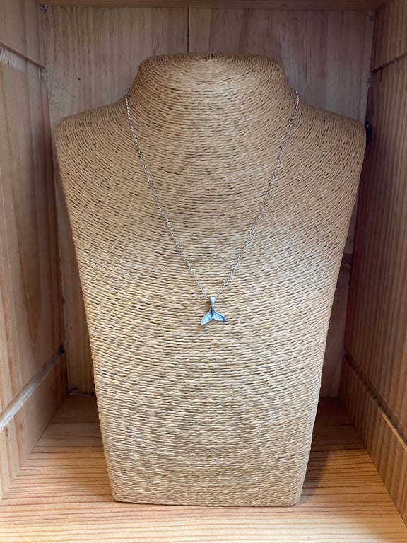 Silver Whale Tail Necklace (659)