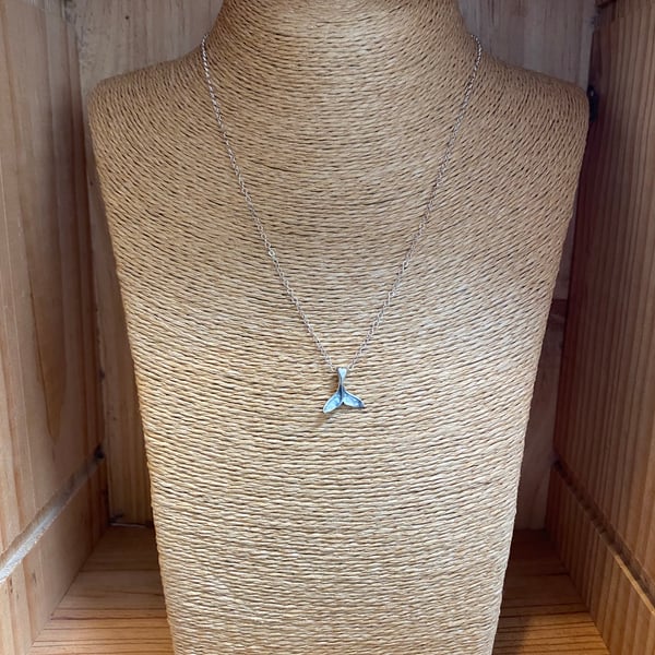 Silver Whale Tail Necklace (659)