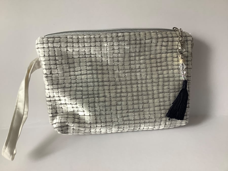 Clutch bag. 