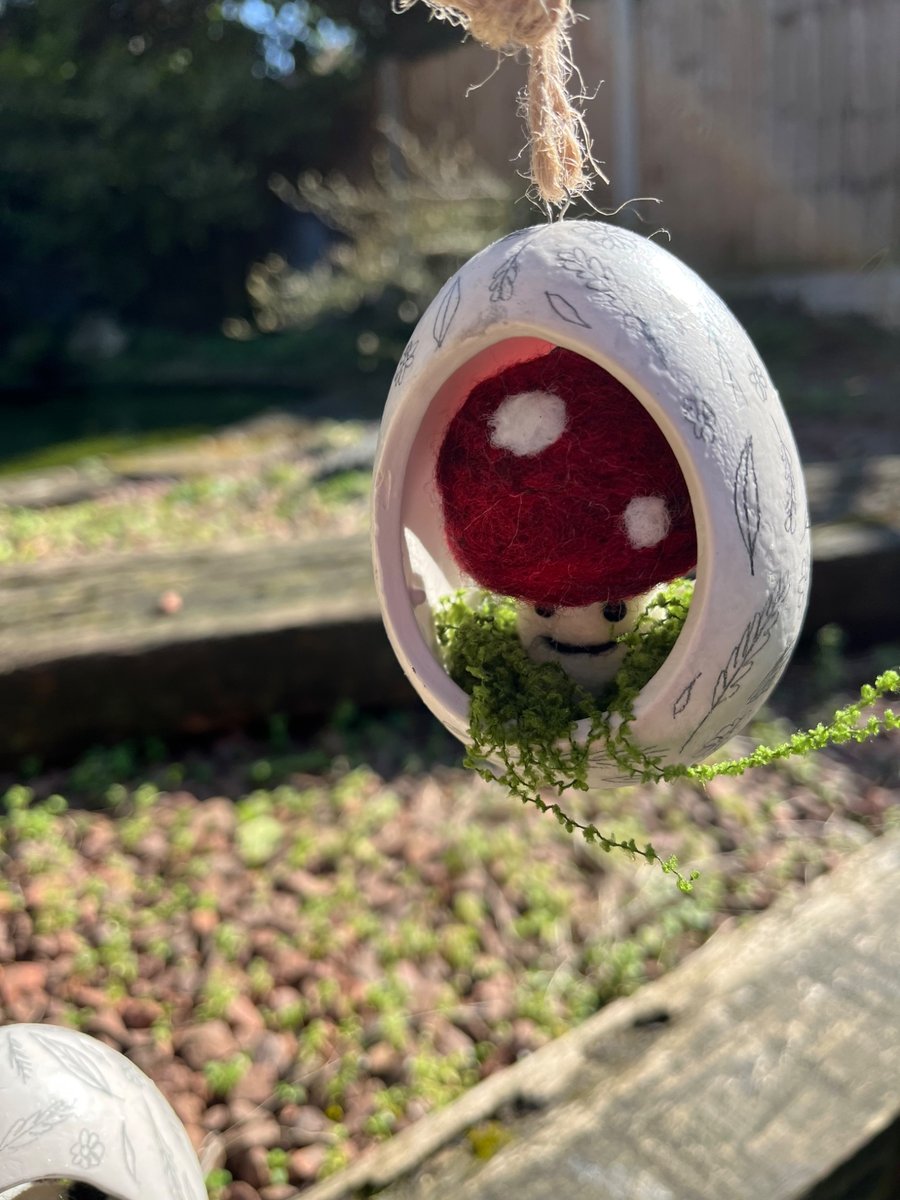 Felted mushroom decoration 