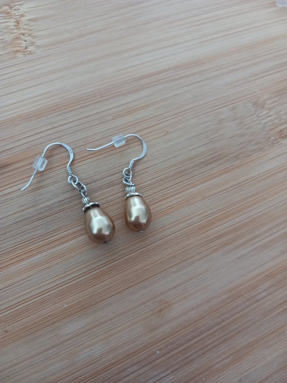 Sterling silver pearl drop earrings