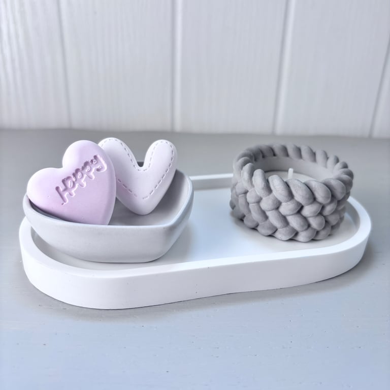 Oval Tray Gift Set with Heart Dish, Diffuser Pebbles & Tea Light Holder